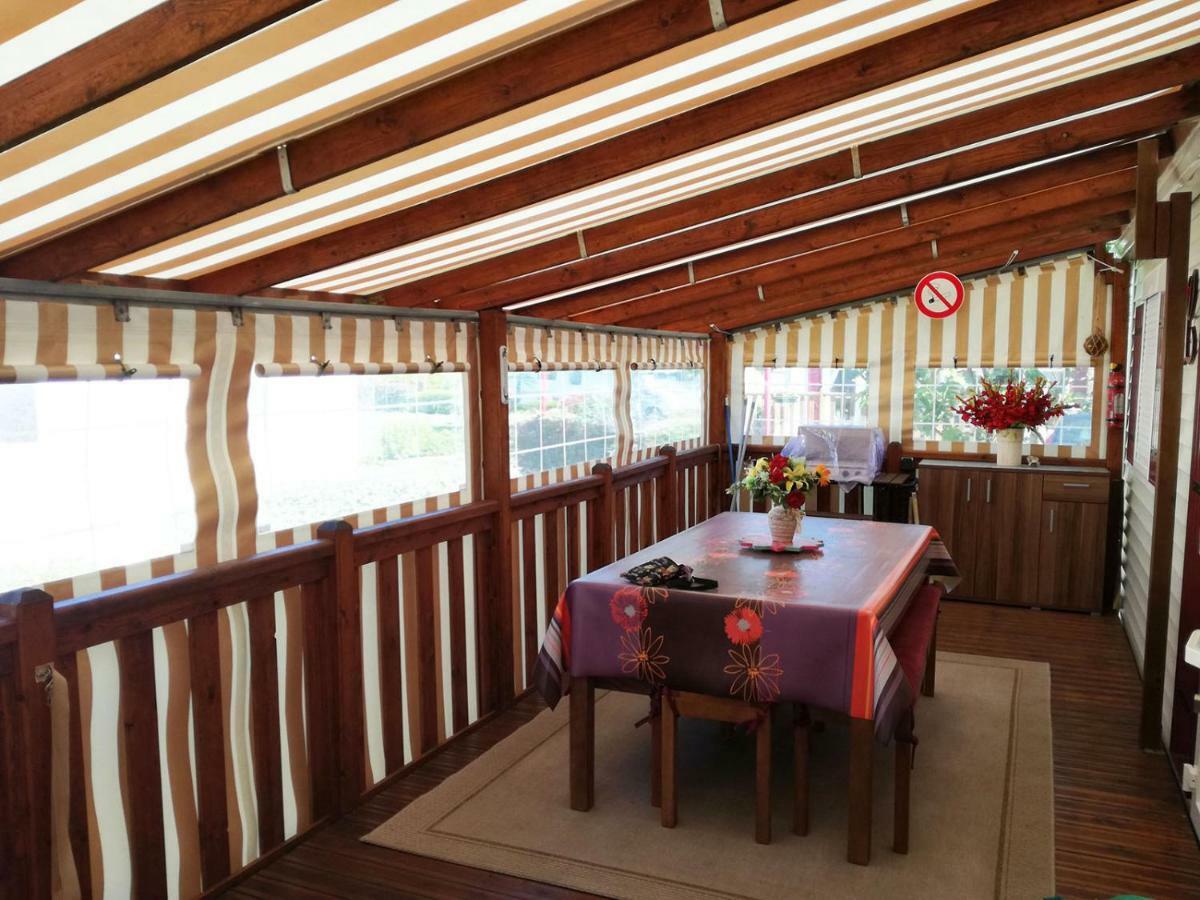 Les Goélands Camping Ambon
