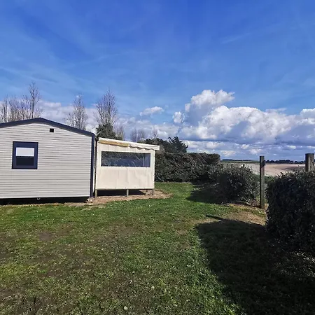 Camping Les Goelands Ambon Exterior foto